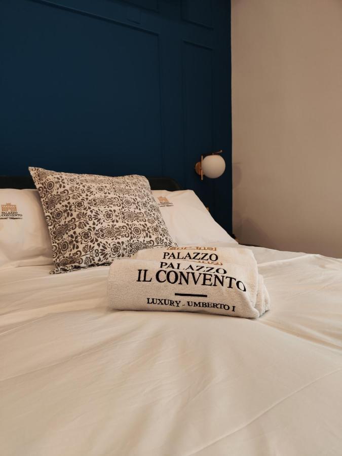 Palazzo Il Convento Luxury Umberto I Bed and Breakfast Napoli Eksteriør billede